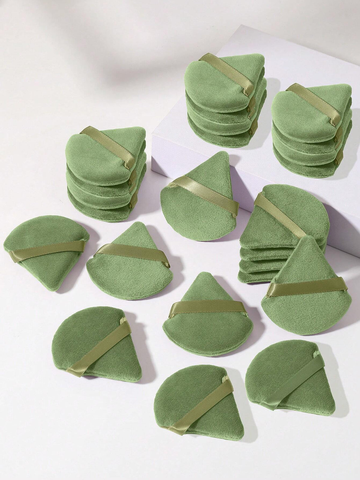 24pcs/15pcs/8pcs/5pcs Triangle Shaped Sponge Puff For Loose Powder Setting And Blending, Soft And Gentle For Face And Body, Velvet Smooth Makeup Sponge Set For Foundation,Makeup,Cheap,Room Decor,Vanit