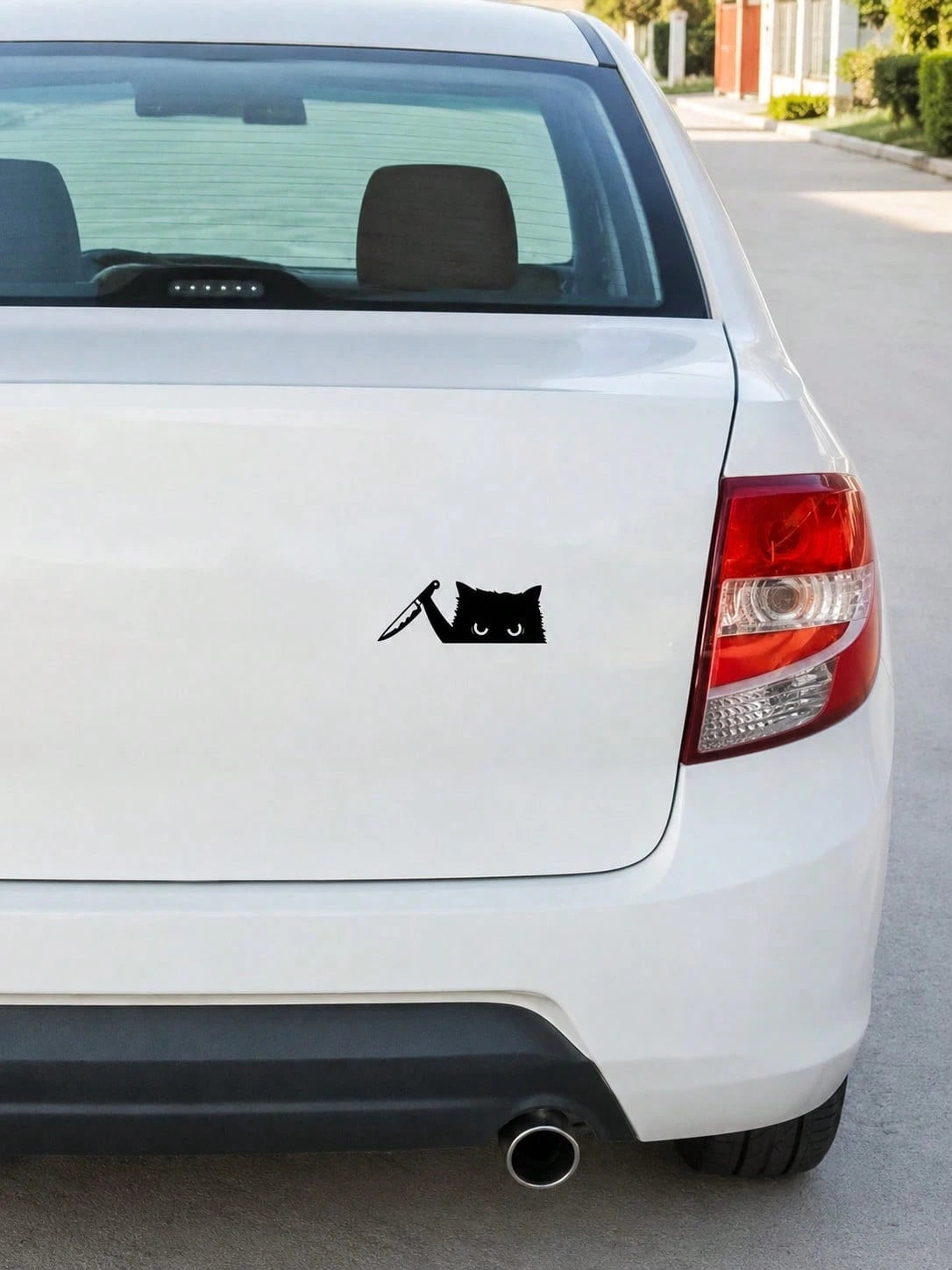 2D Flat Cat Peeking With Knife Vinyl Car Sticker, Cute Kitten Peeping Decal For Auto Truck Motorcycle Laptop Tablet Phone, Funny Animal Car Accessory, Cute Holiday Gift