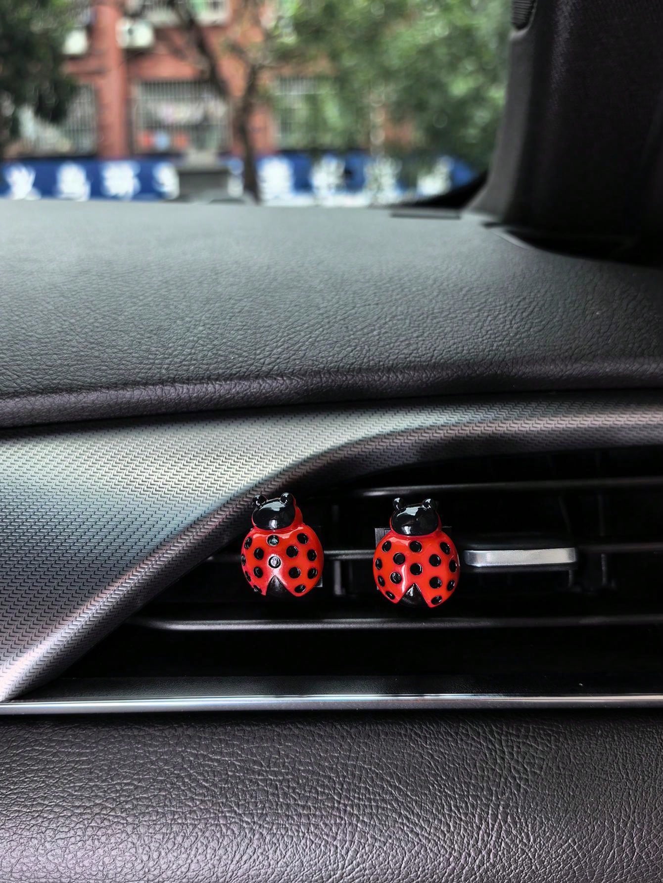 2PCS Car Interior Air Vents, Air Conditioning Decorations, Insect Accessories Add Vitality To The Car Interior