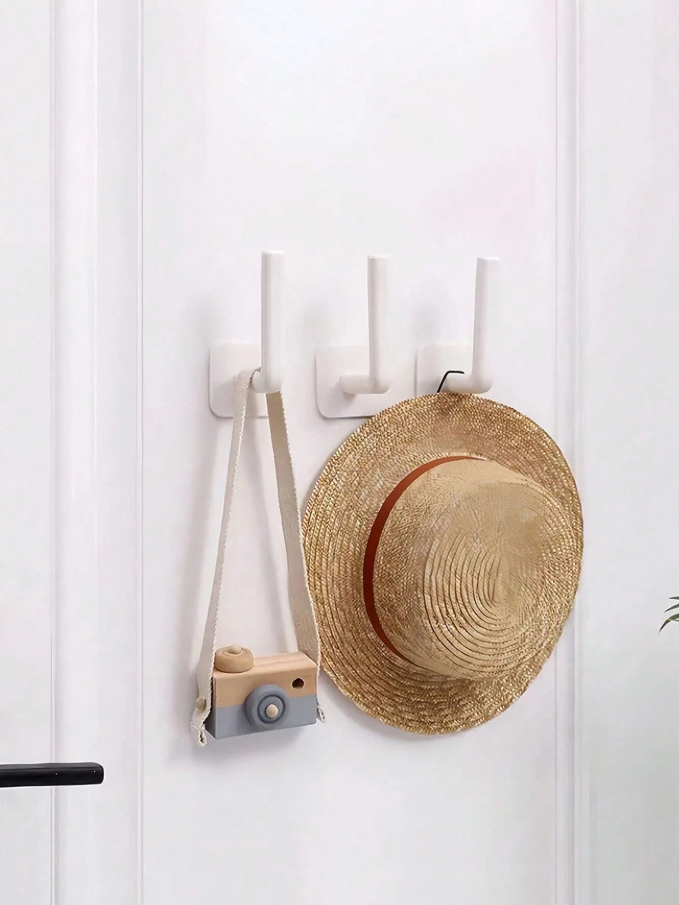 2pcs No Drill Children Room L-Shaped Storage Rack, Plastic Wall Mount Hat Rack, Non-Adhesive L-Shaped Wall Hanging Hook, Wall Mounted Storage Hook, Hat Hanging Storage Rack, Multi-Functional Bracket H