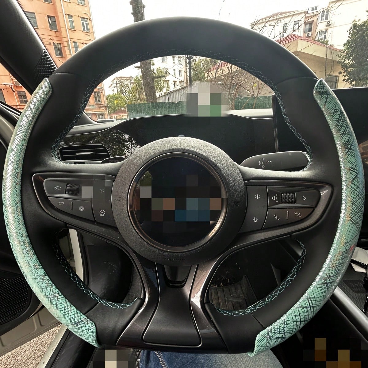 2pcs Personalized Non-Slip Steering Wheel Cover- Faux Gold Silk Fabric Pattern + Easy Installation + No Inner Ring, For Car/MPV/SUV/RV/Pickup/Van/D-Shape/O-Shape/Round Steering Wheel