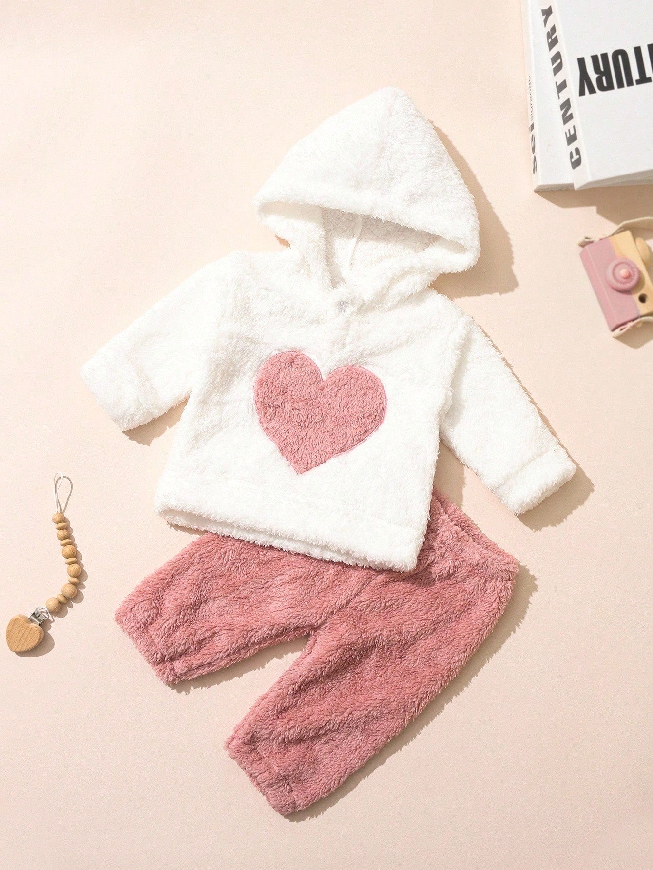 2pcs/Set Newborn Girls' Warm Heart Embroidery Fleece Outfits Hooded Sweatshirt And Pants Outfit For Autumn/ Off-White Dusty Pink Cute Western