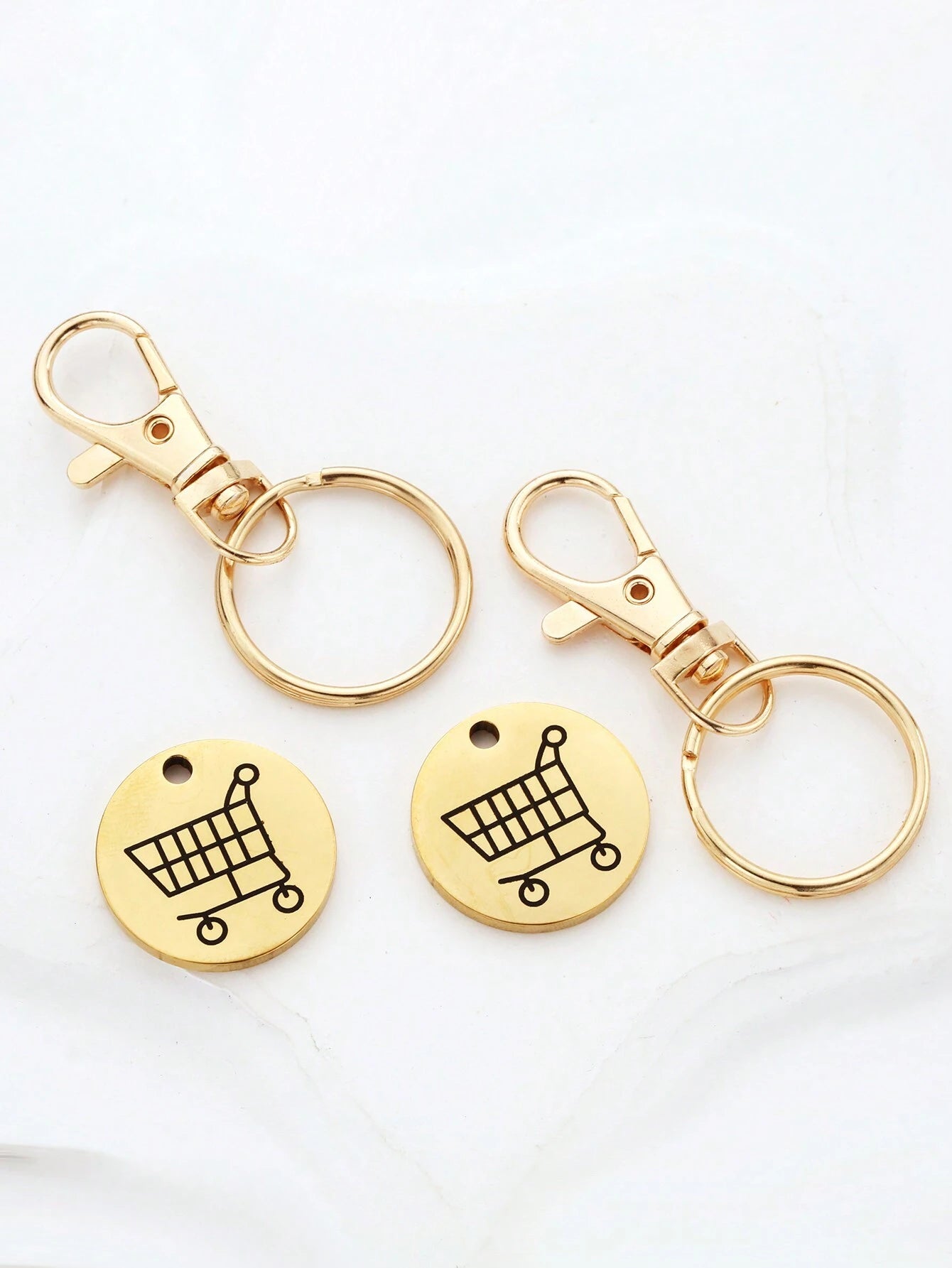 2pcs Women's Creative Shopping Cart Logo Keychain Stainless Steel Round Euro-American Supermarket Hand-Pushed Shopping Cart Coin Metal Token Key Chain Female Gift Bag Pendant Key Chain Charms Keyrings