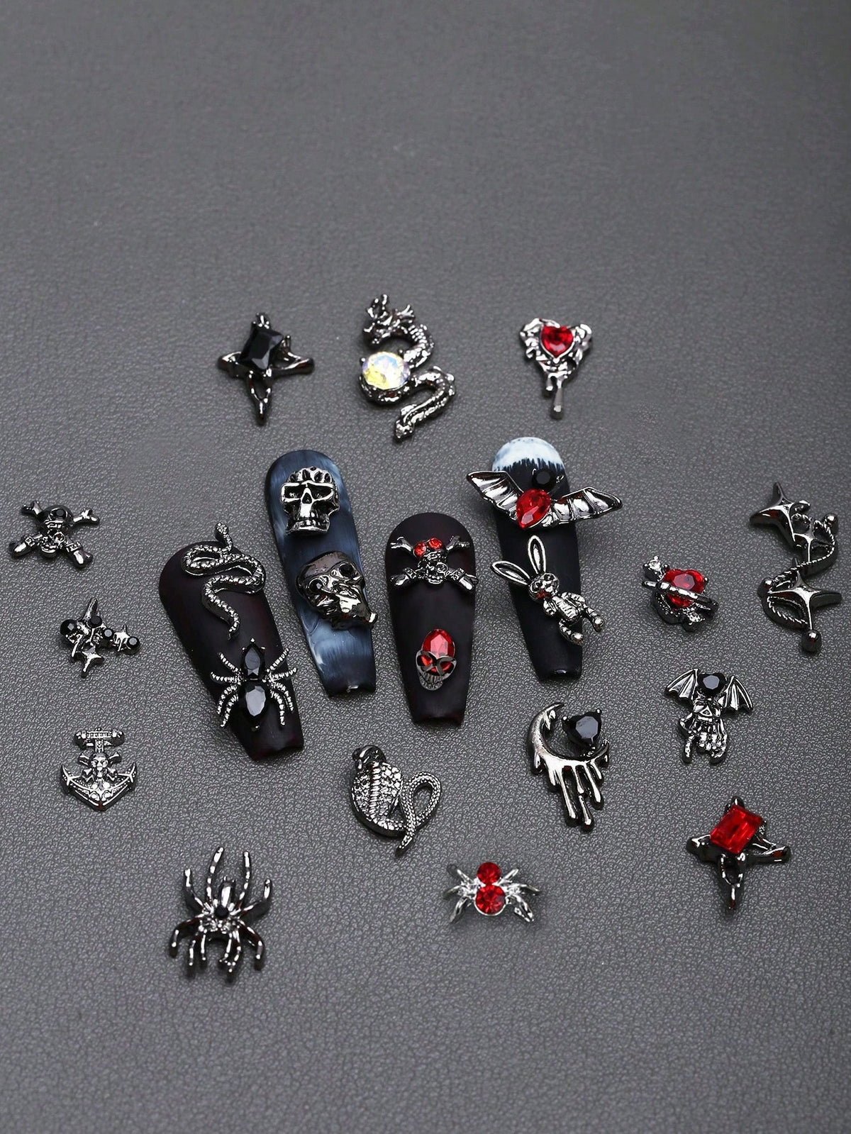 30/50pcs Set 3D Luxury Gold & Silver Flower, Butterfly Nail Art Decorations (Random), Alloy Material Includes Rhinestones, Pearls, Hearts, Bows, Y2K Metallic Nail Accessories, Goth Punk Style, Shiny W