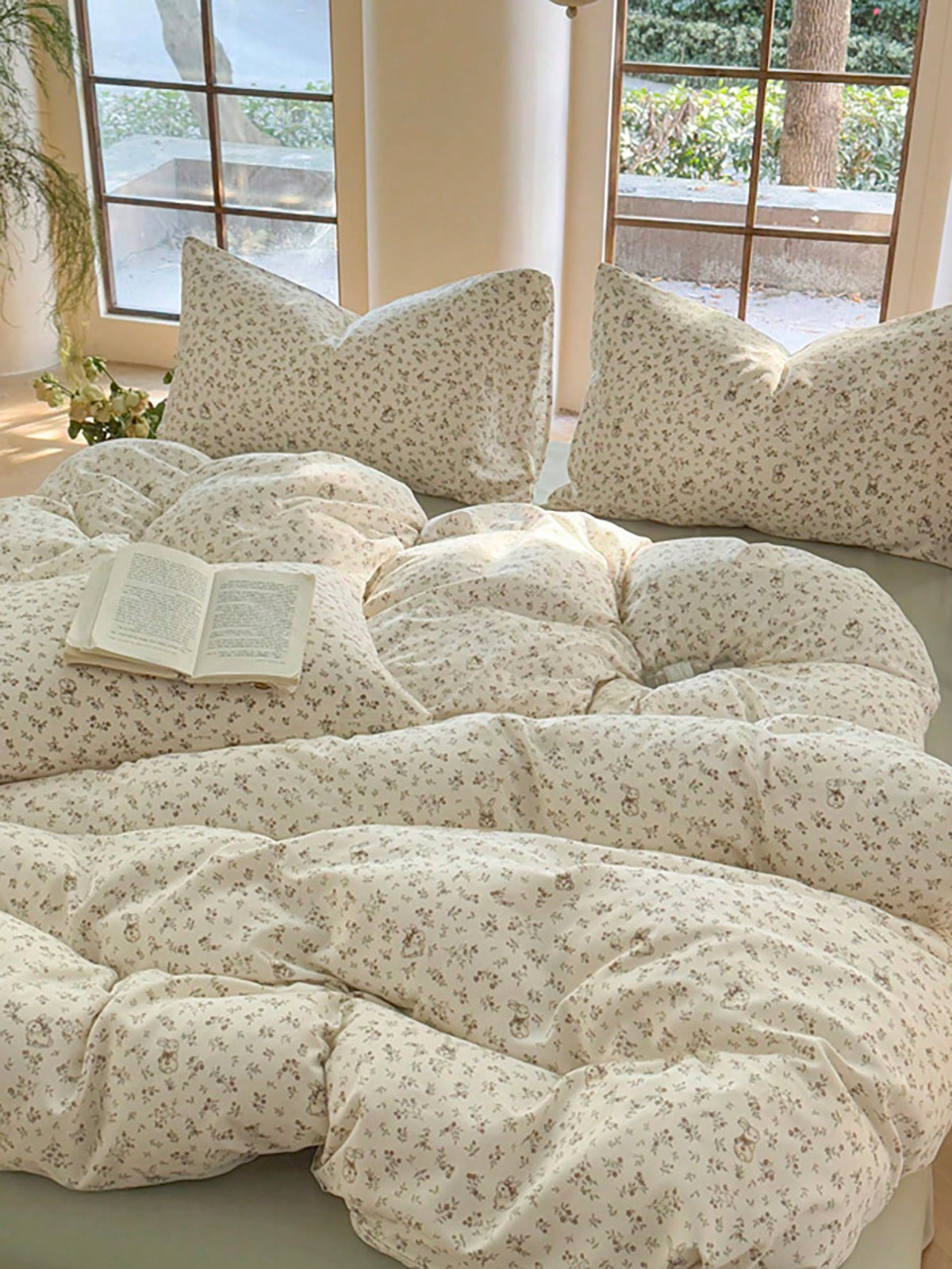 3pcs 100% Polyester Cute Floral & Rabbit Print Bedding Set, 2 Pillowcases + 1 Duvet Cover (No Bed Sheet)