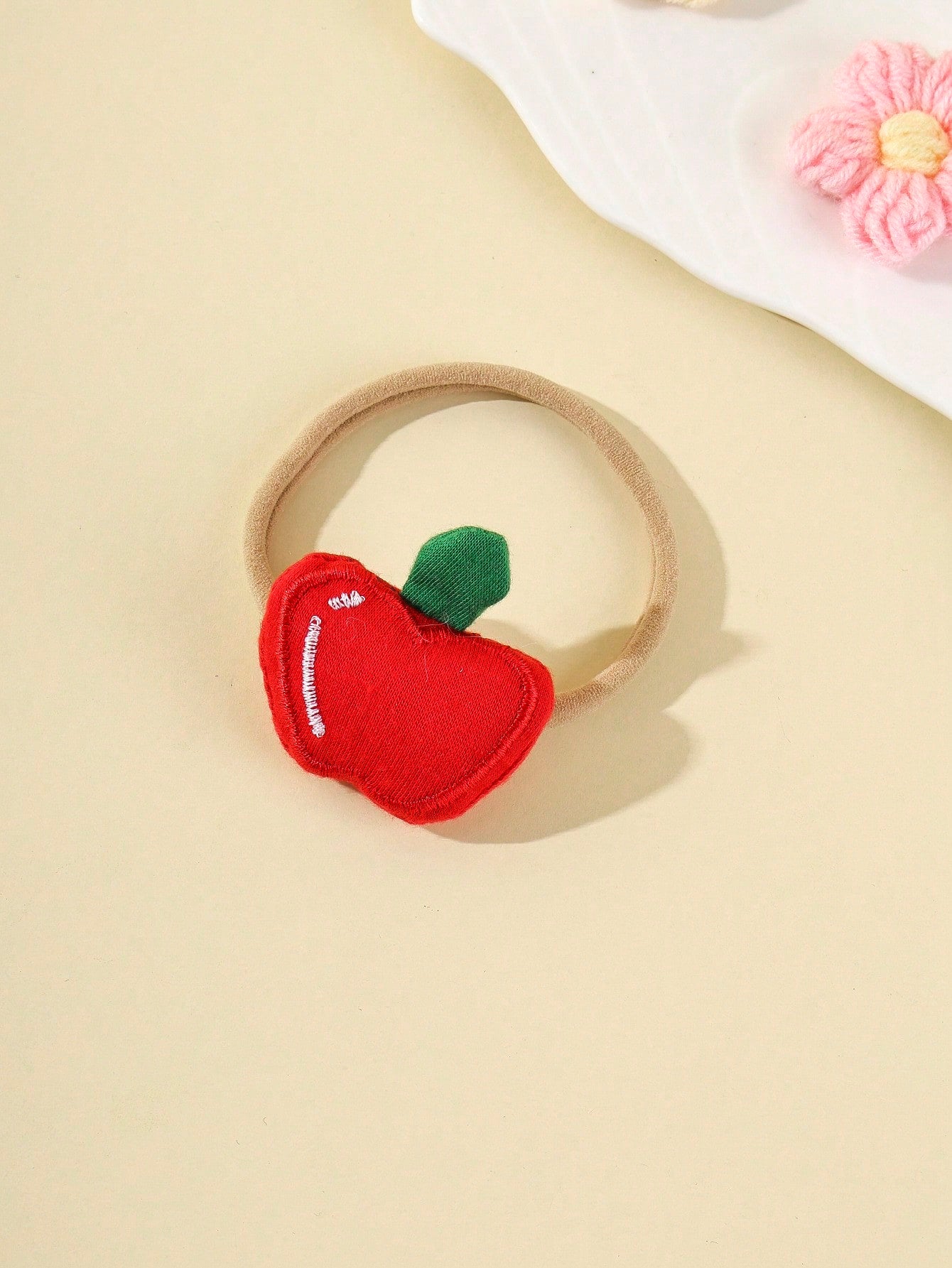 3pcs Cartoon Fabric Embroidered Fruit Baby Headbands, Cute 3D Apple & Strawberry Soft Comfortable Seamless Nylon Baby Hair Accessories (Excluding Display Card)