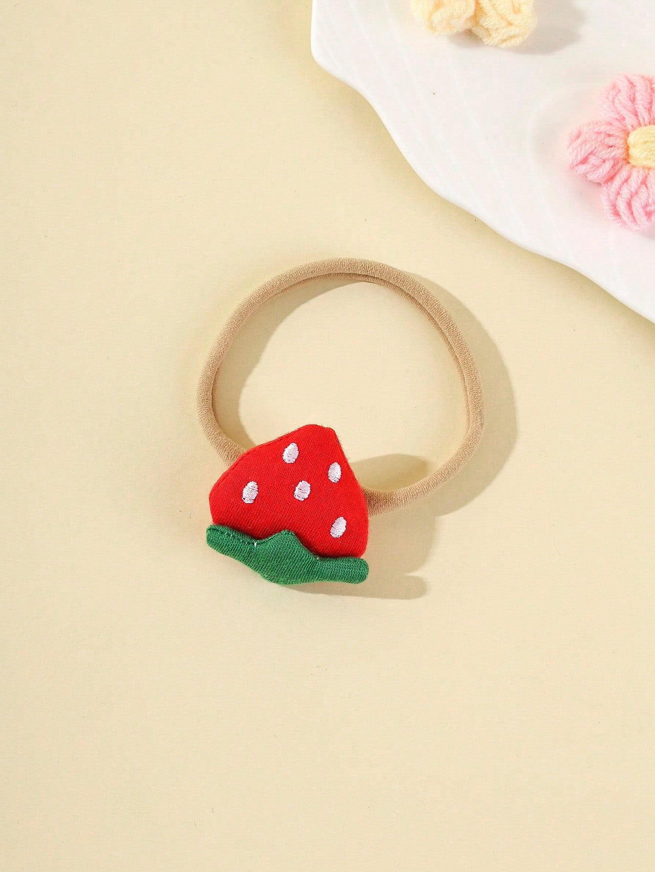 3pcs Cartoon Fabric Embroidered Fruit Baby Headbands, Cute 3D Apple & Strawberry Soft Comfortable Seamless Nylon Baby Hair Accessories (Excluding Display Card)