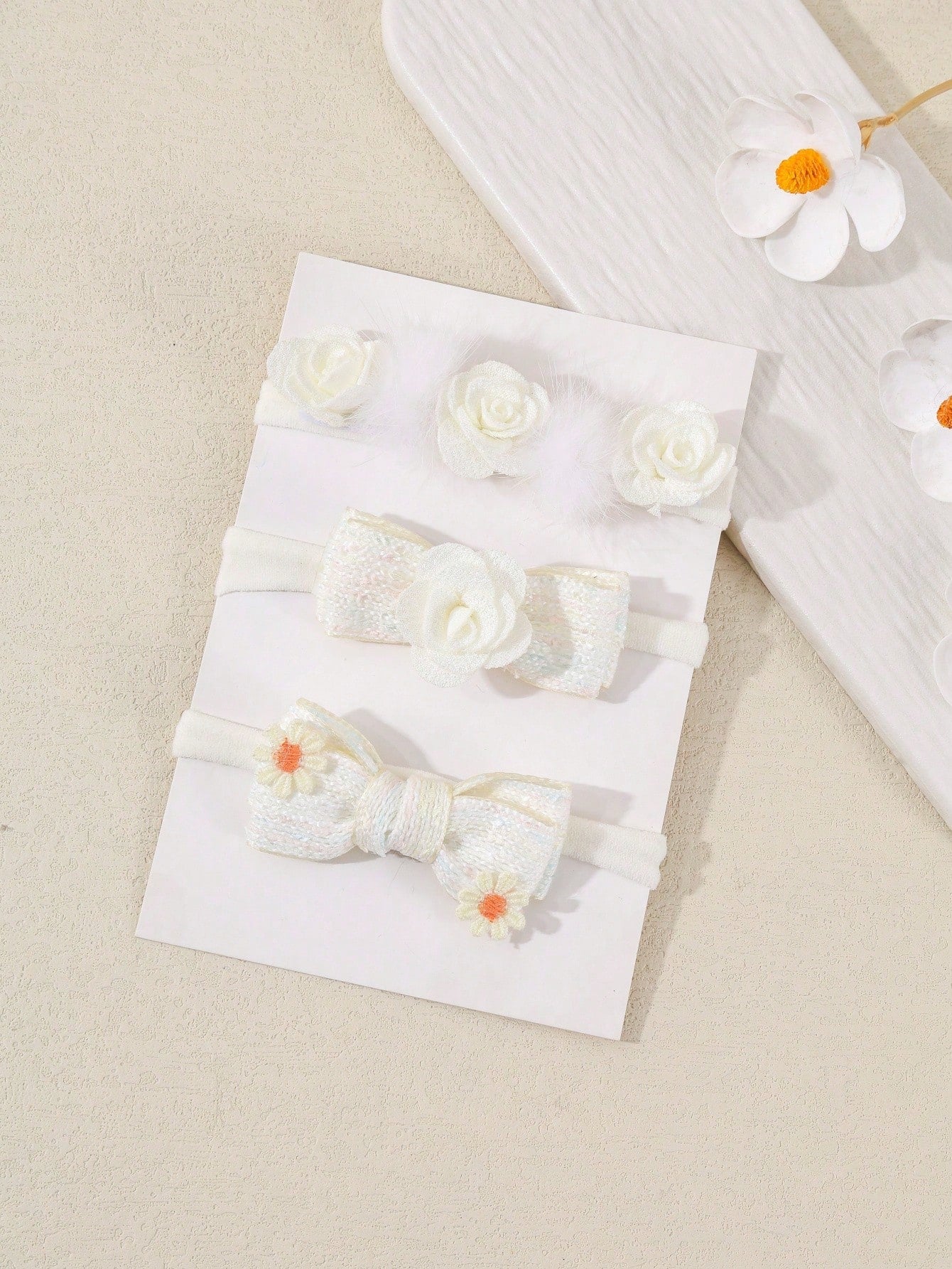 3pcs/Set Baby Girl Super Soft Elastic Nylon Flower Headbands, Suitable For Newborn And Infant Photography, Perfect For Valentine's Day (Paper Card Not Included, For Display Only)