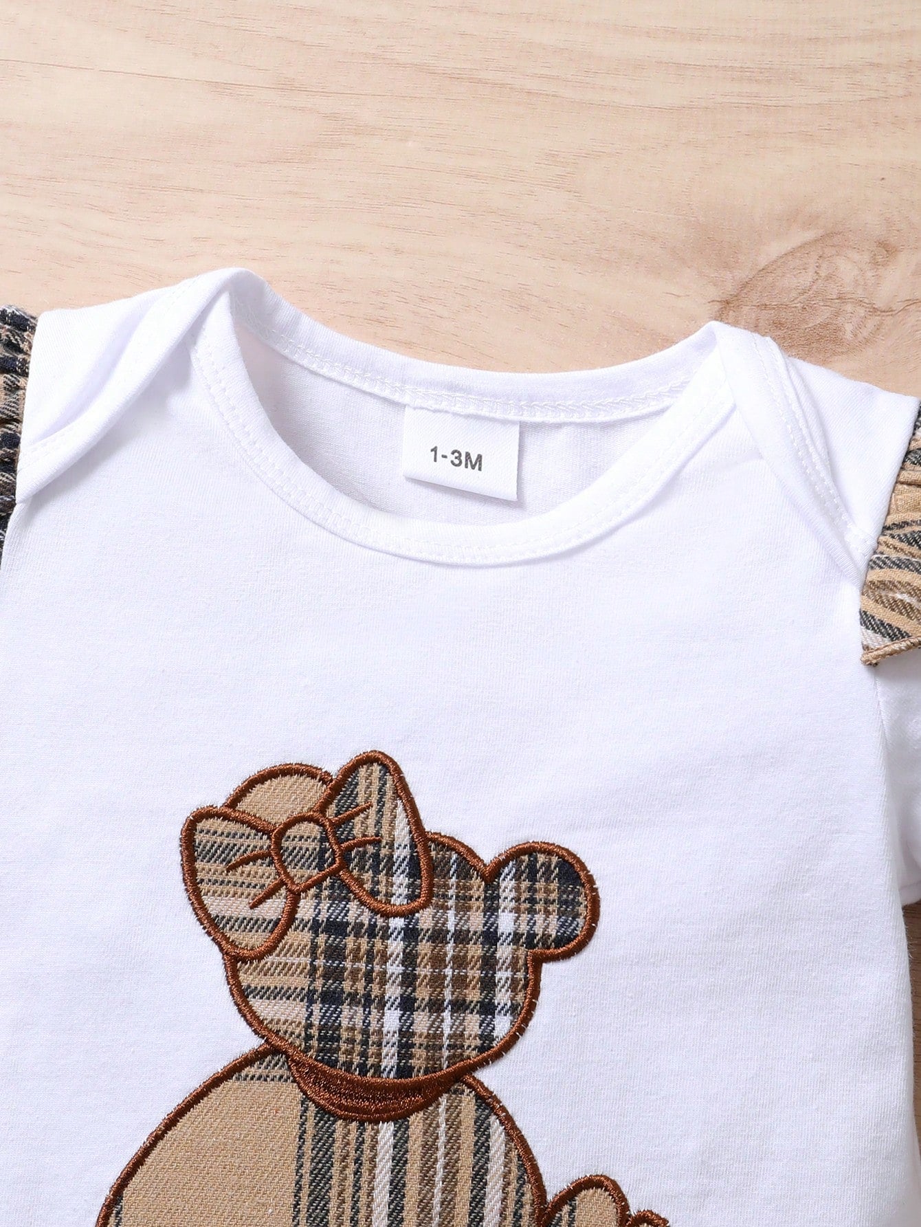 3pcs/Set Casual Sweet Elegant Cute Baby Girl Outfit Set, Soft & Comfortable, Cartoon Bear Embroidery Ruffled Romper And Plaid Sports Shorts With Headband