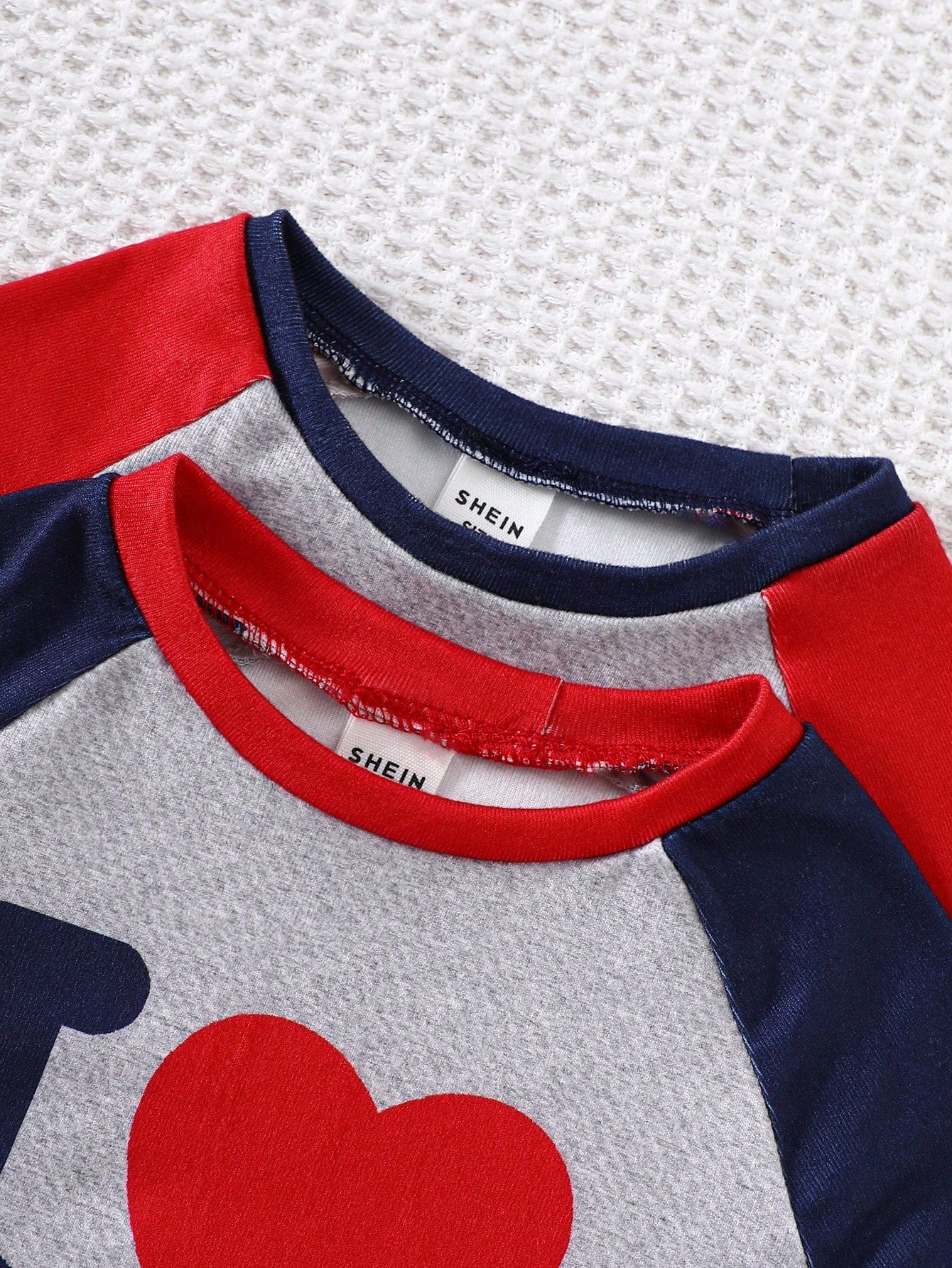 4pcs Baby Boy Snug Fit Letter Graphic Color Block Round Neck Raglan Sleeve Long Sleeve T-Shirt And Pants Soft Comfortable Pajama Set