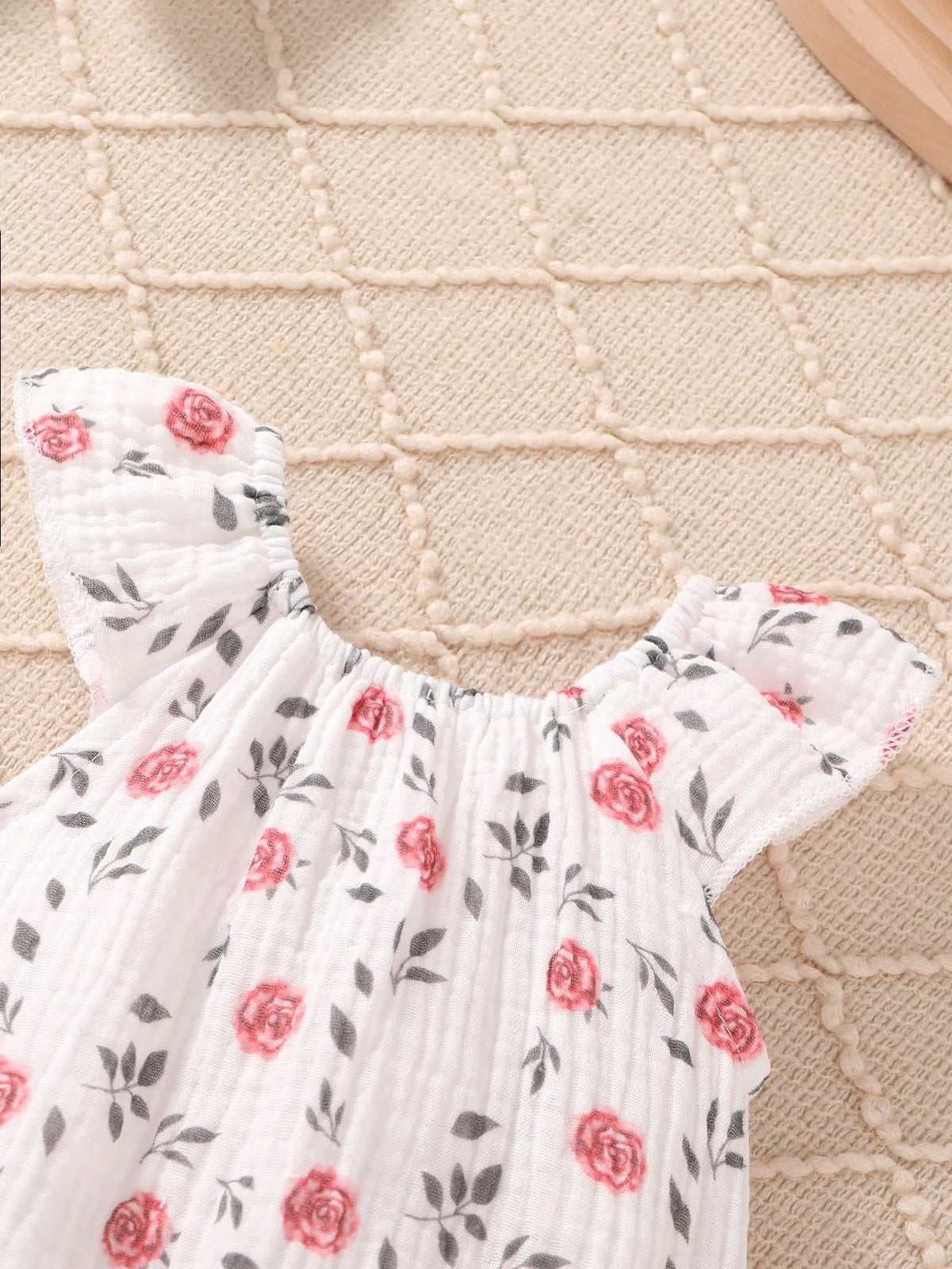 4pcs/Set, Baby Girl, Casual Fashion Cute Elegant, Soft Comfortable, Floral Pattern Ruffle Cotton Bodysuit And Bowknot Decorated Headband Set, Baby Girl Clothing, Newborn Baby Girl Clothing, Baby Suppl