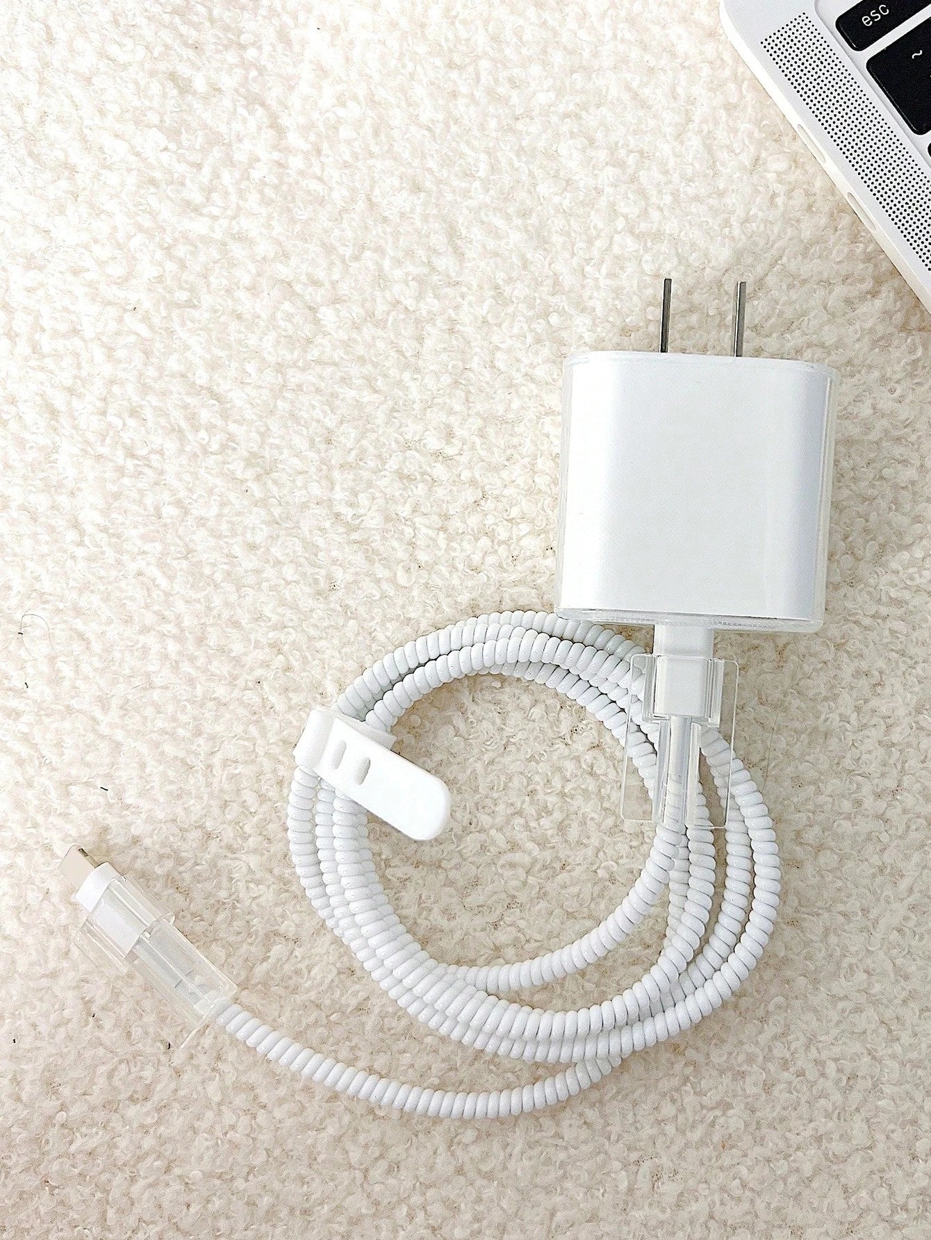 5pcs Transparent Minimalist Charger Protective Covers, Compatible With 18W/20W, Charging Cable Protective Covers, Charging Head Protective Covers, TPU Material Anti-Fouling Anti-Crack Cable Protective