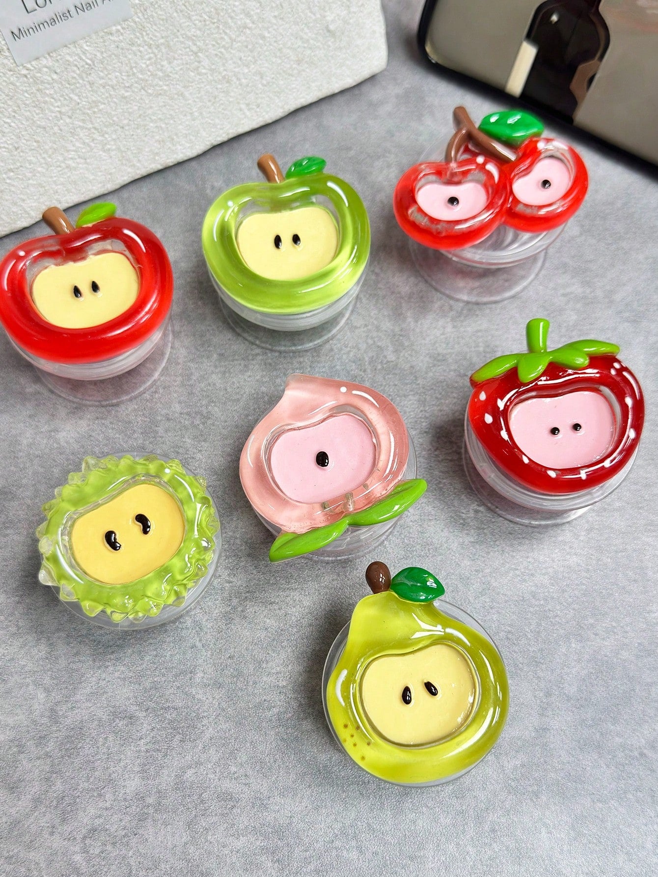 Adjustable Fruit Elements 3D Acrylic Resin Push-Pull 1pc INS Fruit Magnetic Phone Holder, Acrylic Resin Phone Stand, Foldable Portable Air Cushion Phone Holder For Desk Mother's Day Gift Birthday