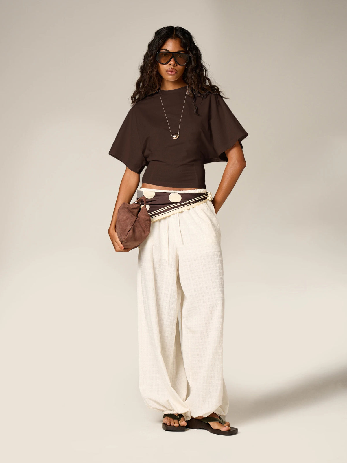 AiiRZ Ruched Cinched Crop T-Shirt With Short Sleeves Round Neck Casual Summer Everyday Top