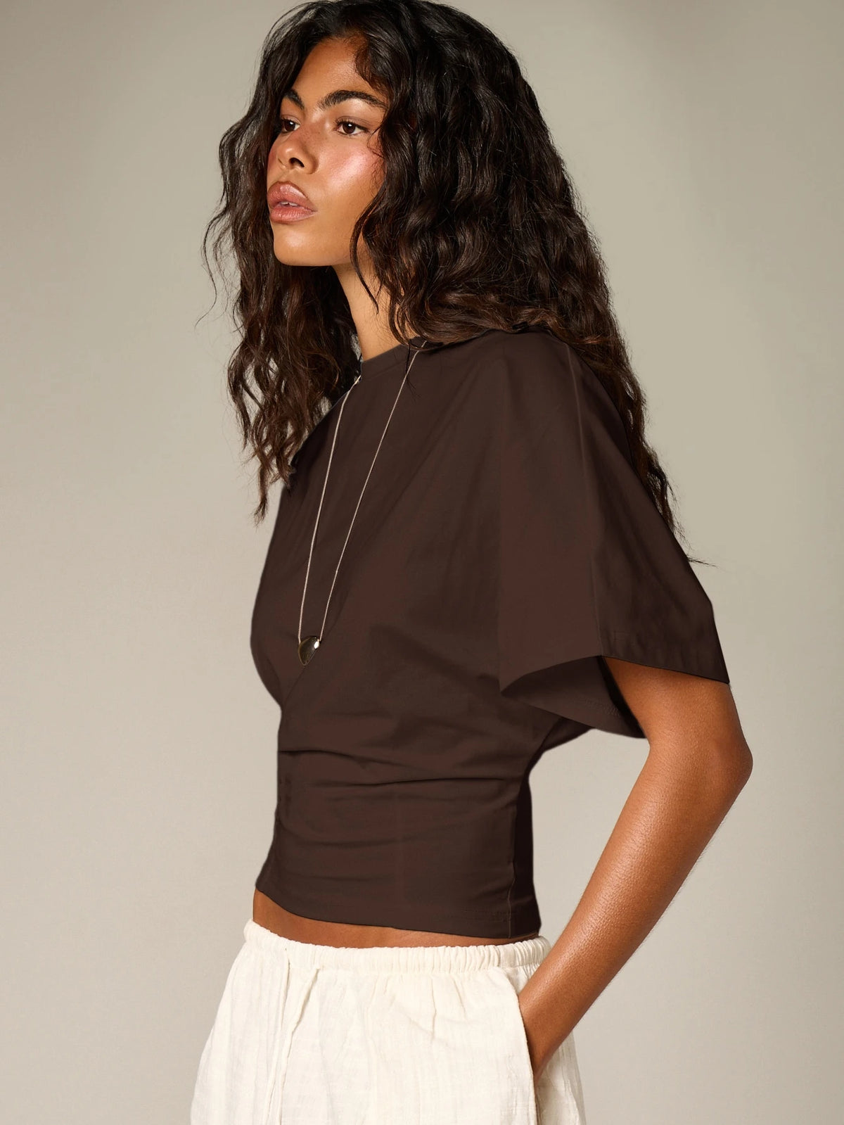 AiiRZ Ruched Cinched Crop T-Shirt With Short Sleeves Round Neck Casual Summer Everyday Top