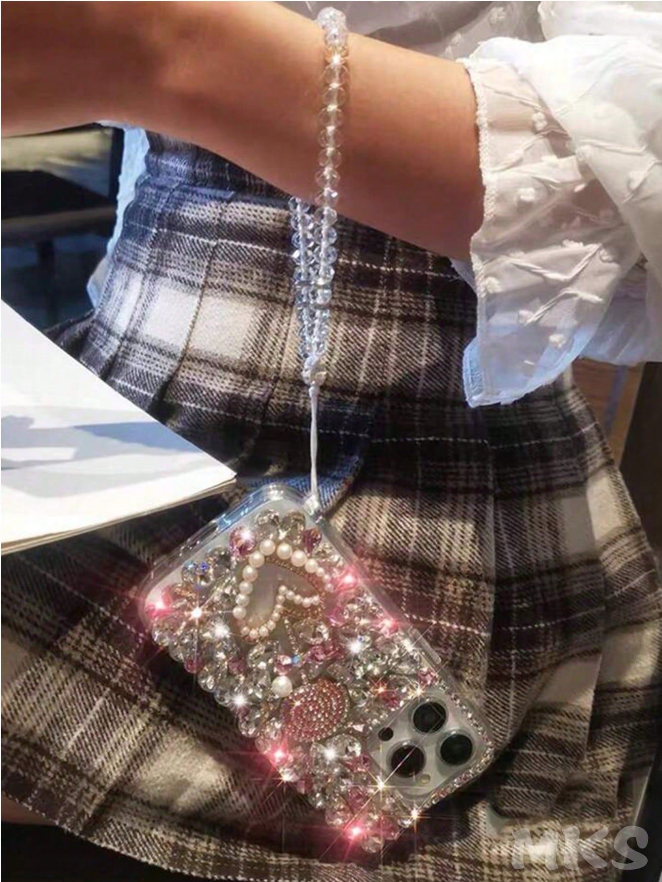 Alloy Luxury Pink Sparkling Sequin Bling Rhinestone Metallic Faux Pearl Heart Shock-Proof Fashion Phone Case Compatible With IPhone 16 Pro Max 15 Plus Galaxy S Series International Version Spring Birt