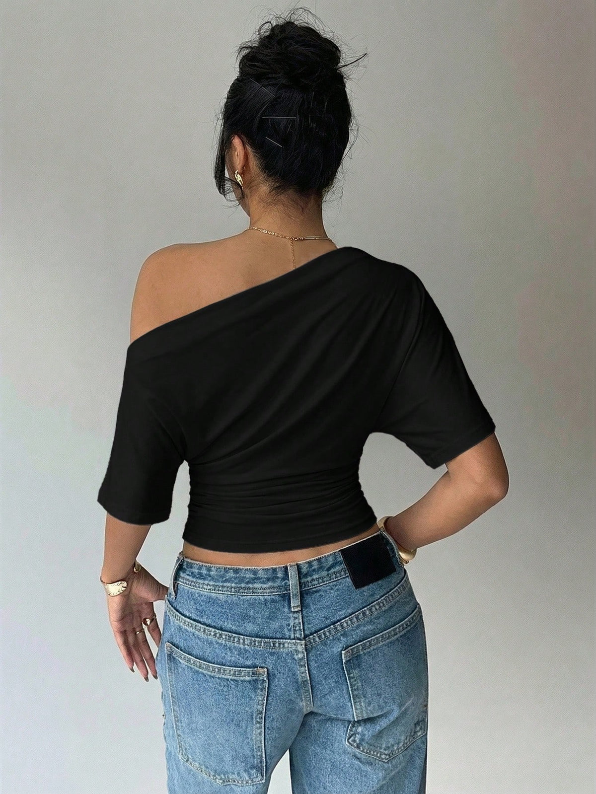 Aloruh Asymmetric Shoulder Loose Top With Cinched Waist, Minimalist Basic T-Shirt,Summer Top