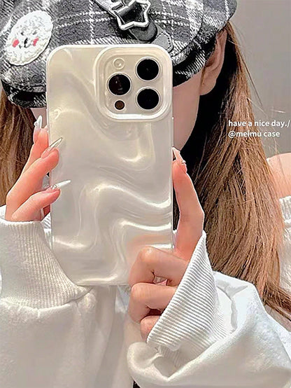 Asymmetric Wave Fashion Silver 3D Liquid Mirror 1pc Minimalist Elegant Pearl White 3D Stereoscopic Wave Design Phone Case Compatible With IPhone 11, 13, 12, 14, 13 Pro Max, 14 Pro Max, 15, 15 Pro, 15