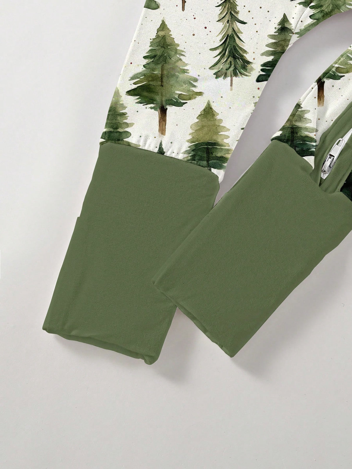 Baby Bamboo Fiber Zip-Up, Pine Print Romper, All-Season Knit Fabric Skinny Fit With Zipper Detail, Boy Baby Clothes, Perfect For Outdoor Christmas Gift.