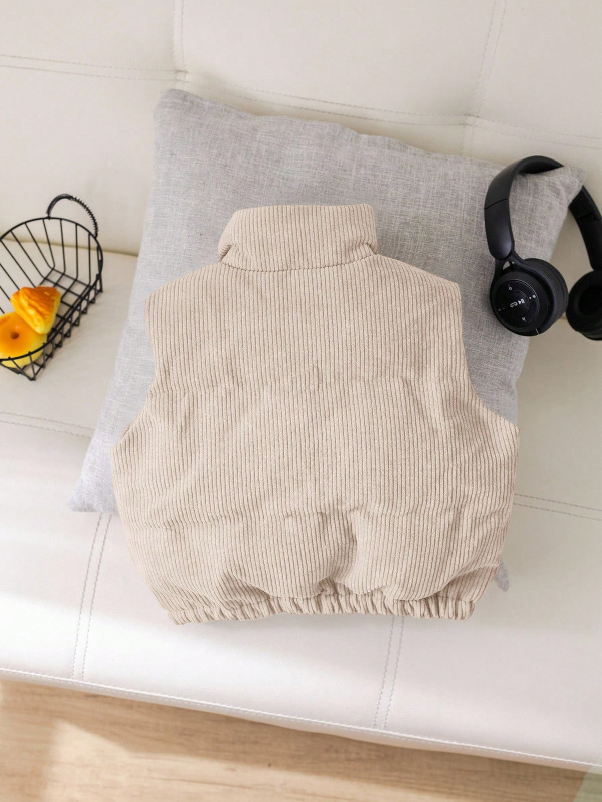 Baby Girl Autumn/Winter Cute Versatile Thermal Lined Sleeveless Jacket Vest Corduroy Zip Up Puffer Fall