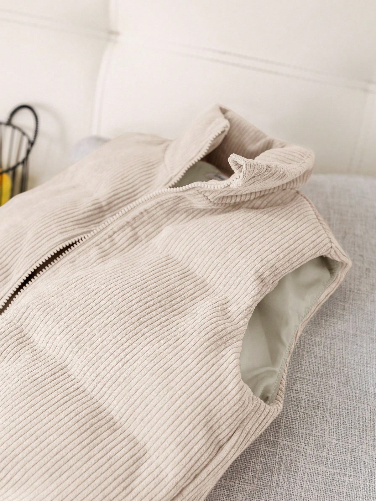 Baby Girl Autumn/Winter Cute Versatile Thermal Lined Sleeveless Jacket Vest Corduroy Zip Up Puffer Fall