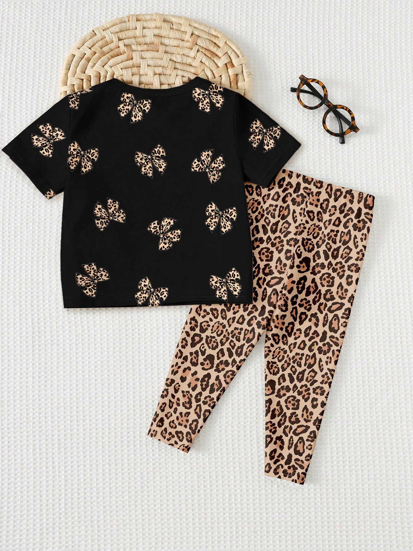 Baby Girl Casual Minimalist Round Neck Loose Short Sleeve T-Shirt And Leggings Set,Suitable For Spring/Summer Clothes Girls Leopard Outfit