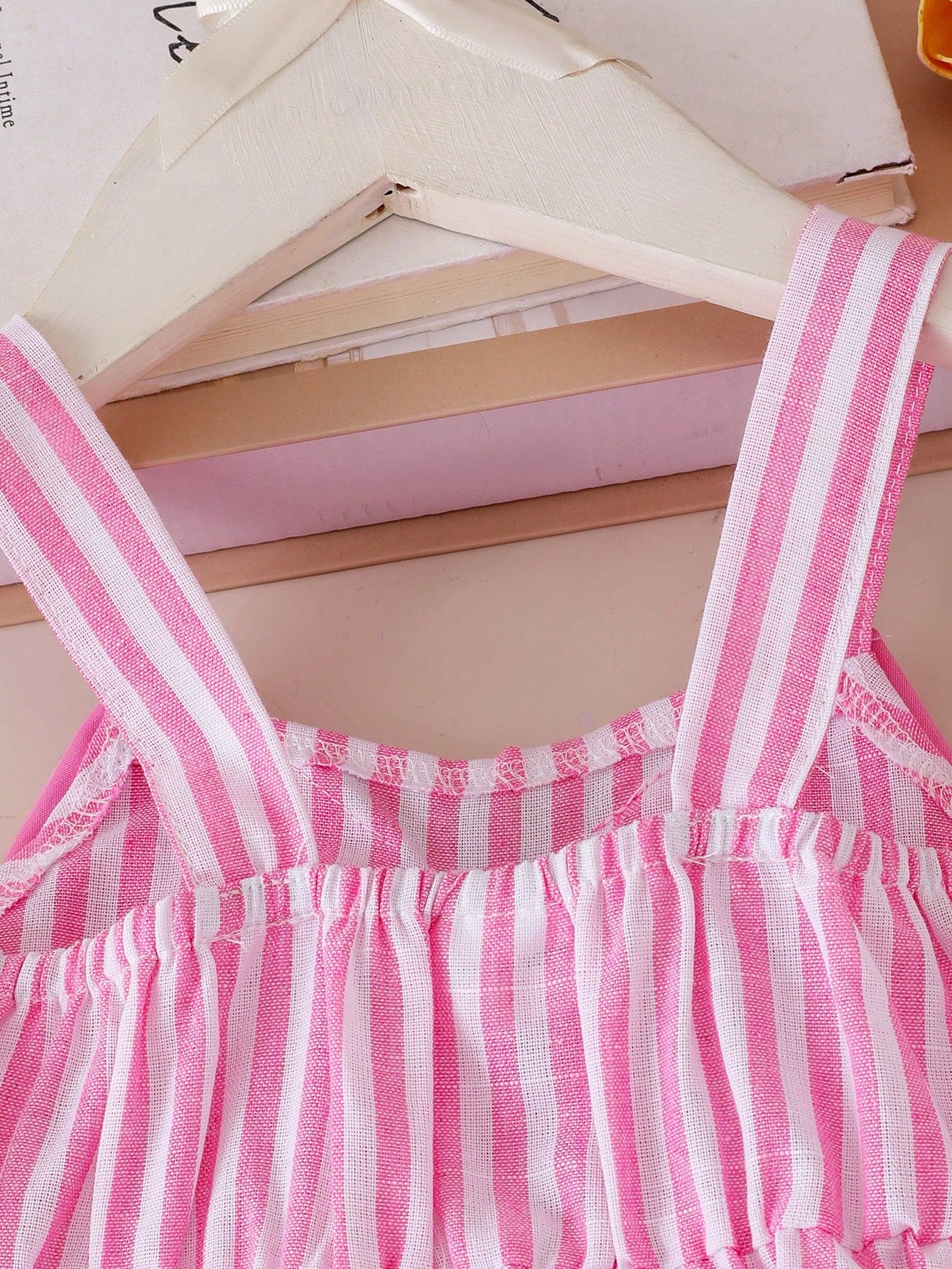 Baby Girls' Cute Pink And White Striped Bow Decor Camisole Top Paired With Loose Casual Pants, Spring/Summer Outfit Vacation Photoshoot