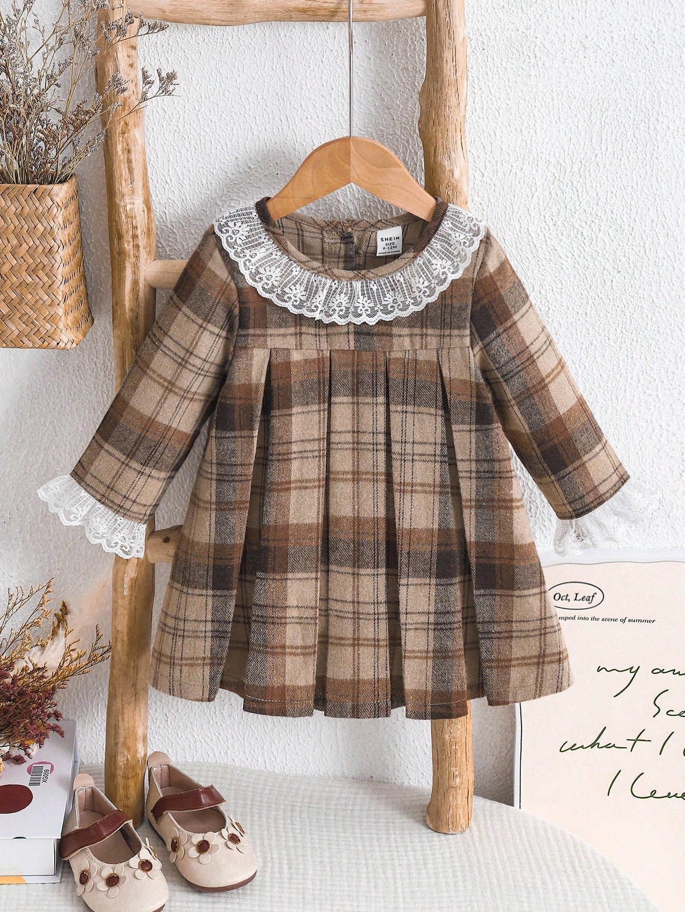 Baby Girls' Plaid Lace Trim Pleated Cute Long Sleeve Dress, Elegant Casual Suitable For Daily, Work, Vacation Fall Winter