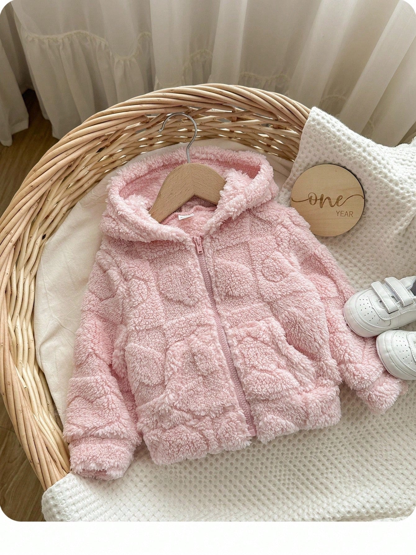 Babygirl Casual Solid Color Cute Heart Fluffy Hooded Jacket,In Fall/Winter