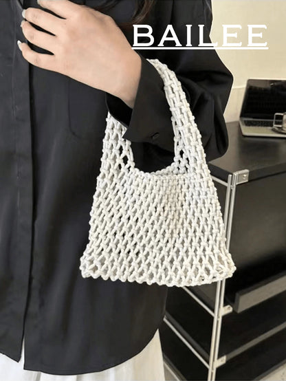 BAILEE Fashionable Colorful Polyester Yarn Hand-Woven Pattern Handbag With Ocean Charm, Suitable For Vacation