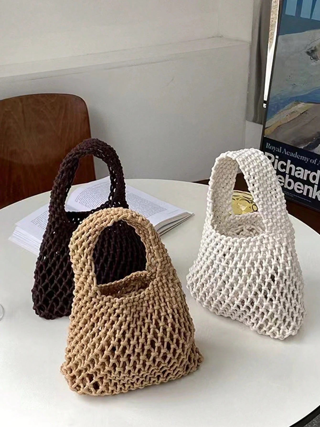 BAILEE Fashionable Colorful Polyester Yarn Hand-Woven Pattern Handbag With Ocean Charm, Suitable For Vacation