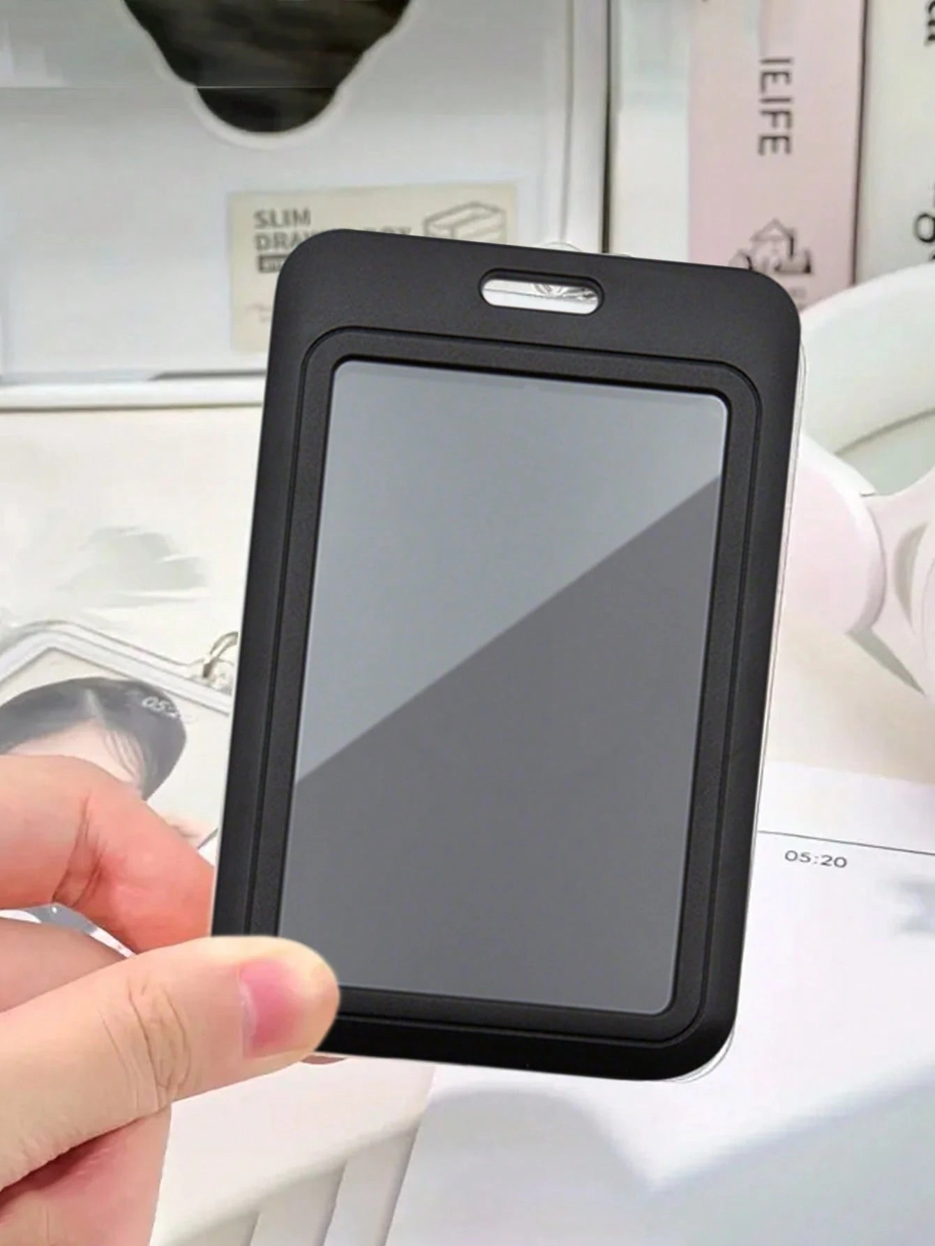 Black Card Holder With Heart-Shaped Pendant, Can Be Used As Bag Charm, Keychain, Holds ID, Membership Cards, Photos, And More, Protective Function, Suitable For Daily Use, Decoration, Or Gift For Frie