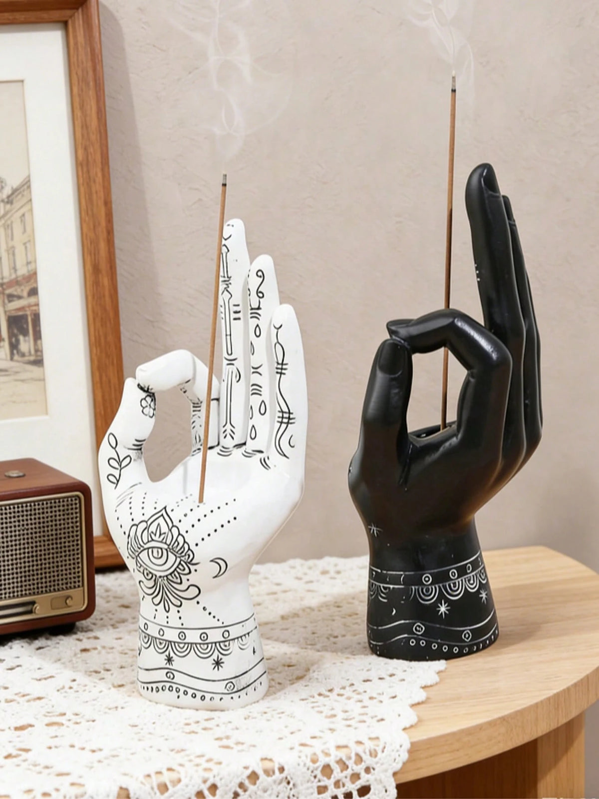Bohemian Style Handmade Incense Burner (Black & White)- Exquisite Pattern Design, Ideal For Meditation Corner, Living Room Bookshelf And Bedroom Desk. Can Hold Incense Sticks, Adding A Mysterious And