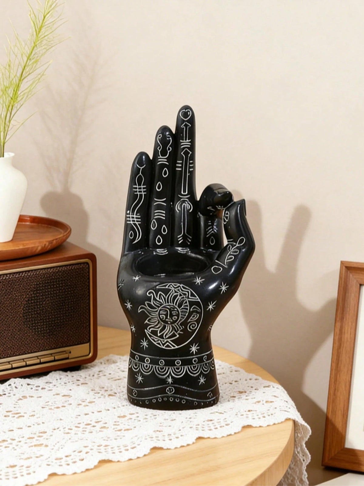 Bohemian Style Handmade Incense Burner (Black & White)- Exquisite Pattern Design, Ideal For Meditation Corner, Living Room Bookshelf And Bedroom Desk. Can Hold Incense Sticks, Adding A Mysterious And