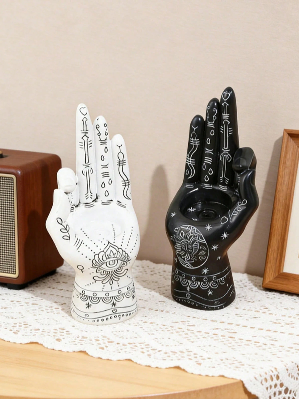 Bohemian Style Handmade Incense Burner (Black & White)- Exquisite Pattern Design, Ideal For Meditation Corner, Living Room Bookshelf And Bedroom Desk. Can Hold Incense Sticks, Adding A Mysterious And