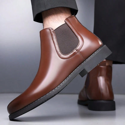 Boots For Men, Retro Chelsea Boots Casual Vintage Fashion Black Boots Slip On Vintage British Style All-Match Short Boots, New High-Top Motorcycle Boots, Versatile Casual Shoes, Korean Style, British