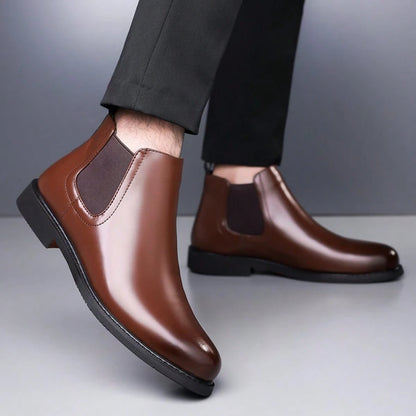 Boots For Men, Retro Chelsea Boots Casual Vintage Fashion Black Boots Slip On Vintage British Style All-Match Short Boots, New High-Top Motorcycle Boots, Versatile Casual Shoes, Korean Style, British