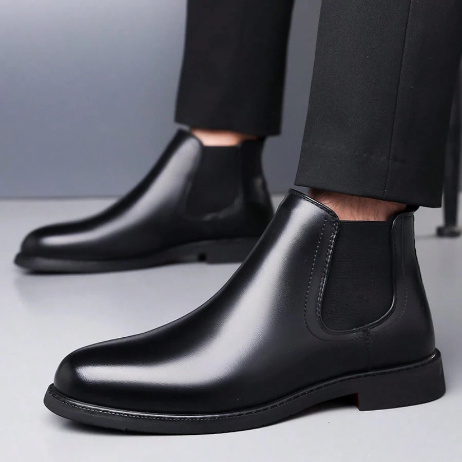 Boots For Men, Retro Chelsea Boots Casual Vintage Fashion Black Boots Slip On Vintage British Style All-Match Short Boots, New High-Top Motorcycle Boots, Versatile Casual Shoes, Korean Style, British