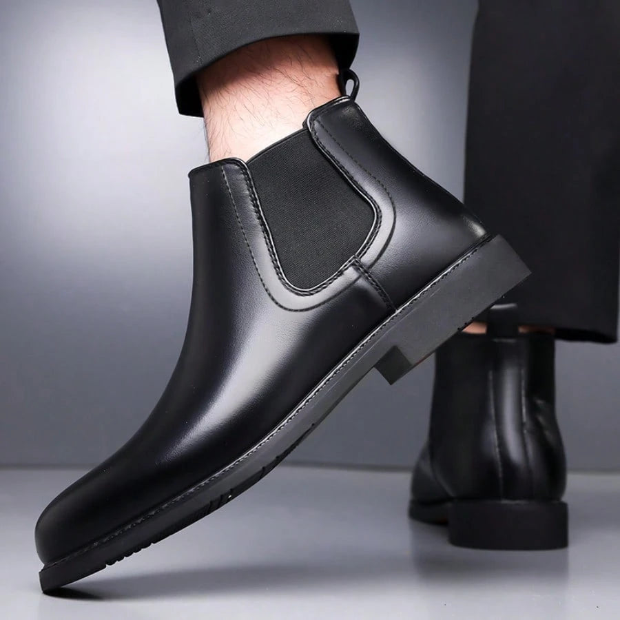 Boots For Men, Retro Chelsea Boots Casual Vintage Fashion Black Boots Slip On Vintage British Style All-Match Short Boots, New High-Top Motorcycle Boots, Versatile Casual Shoes, Korean Style, British