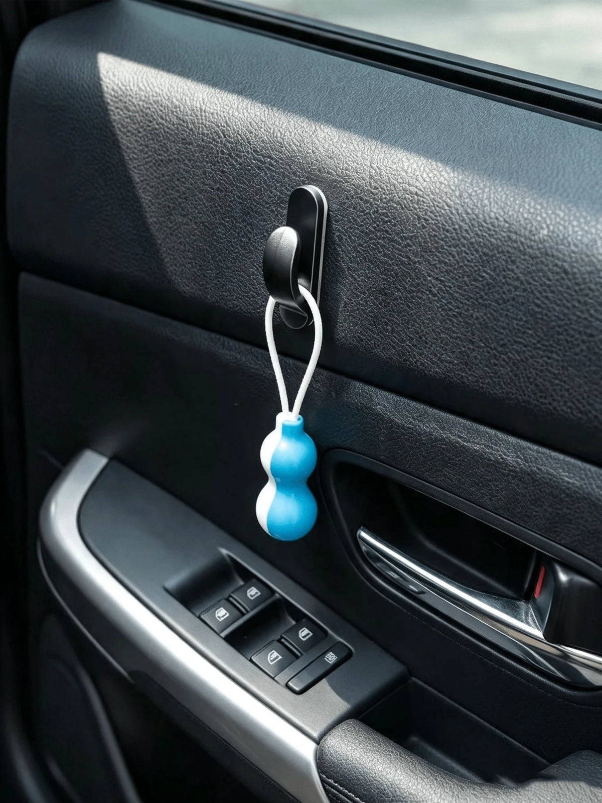 Car Dashboard Mini Adhesive Hook, Multi-Function Car Interior Storage Clip (Suitable For Keys, Masks, Fashion Glasses Or Trash Bags), Universal Charging Cable Storage Clip, No-Drill Mark-Free Mini Hoo