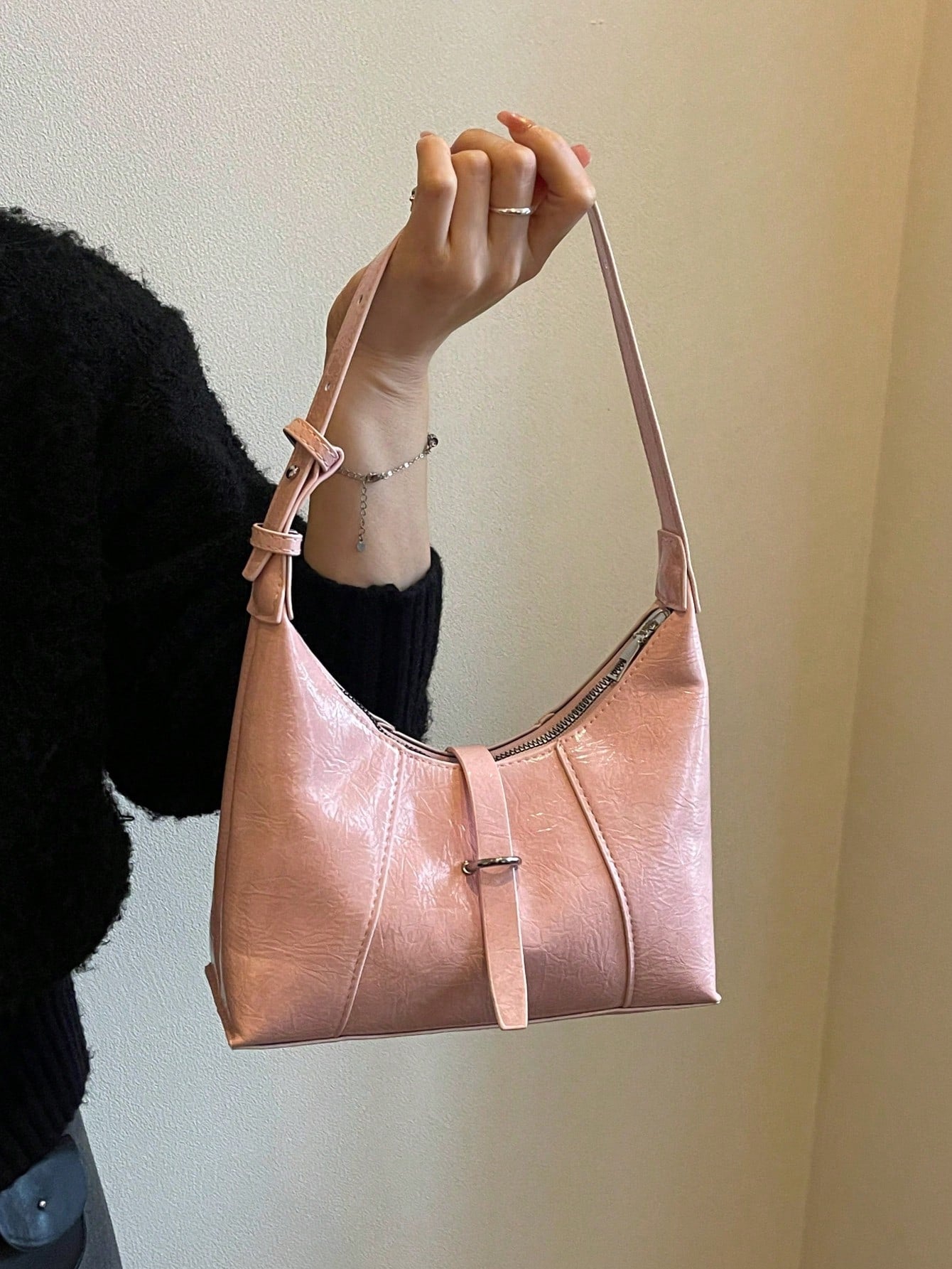 Classic Versatile Lacquered Solid Color Buckle Practical Texture Women's Shoulder Bag, Suitable For Shopping, Wallet, Young Women, College Students, Newcomers, White-Collar Workers. They Are Perfect F