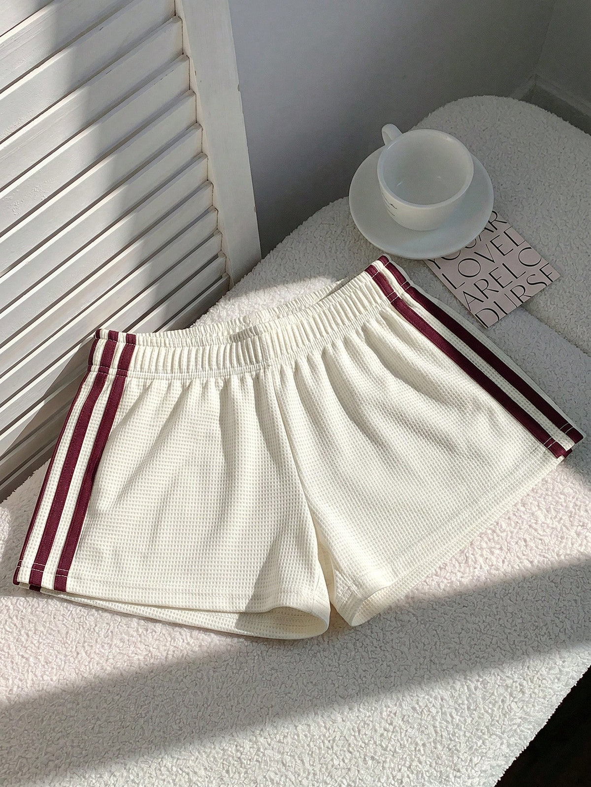 Comfortcana Women's Summer Casual Sports Everyday Commute Waffle Fabric Apricot & Burgundy Striped Side Loose Shorts