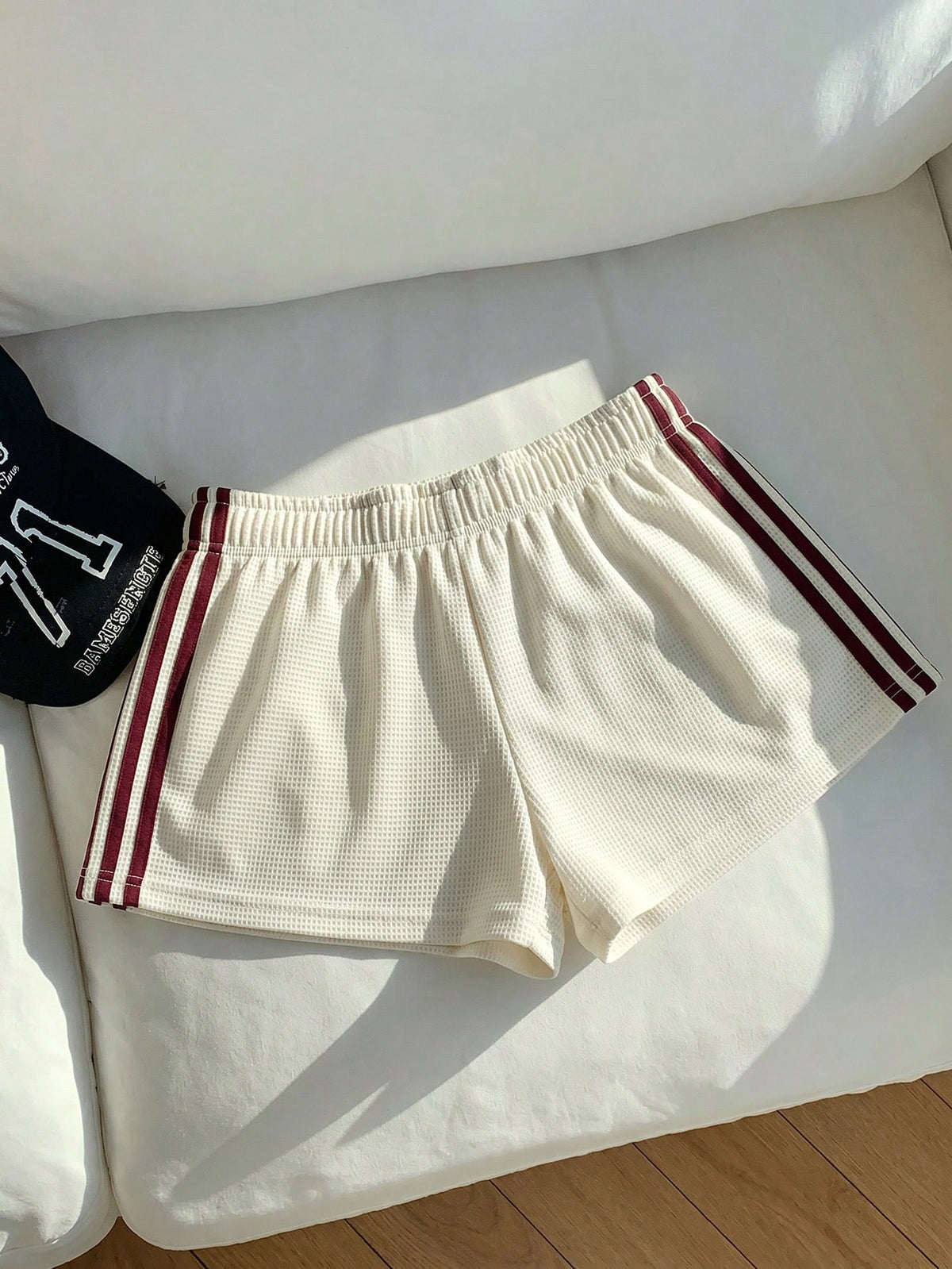 Comfortcana Women's Summer Casual Sports Everyday Commute Waffle Fabric Apricot & Burgundy Striped Side Loose Shorts