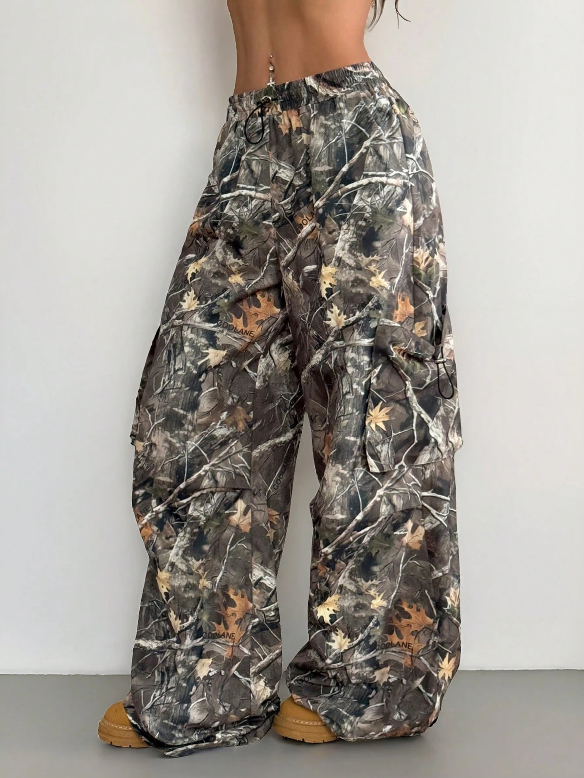 Coolane Women's & Men's Pink Camo Baggy Parachute Pants,Summer Y2K Rave Music Festival Streetwear Chic Tree Branch Pattern Forest Camo Comfortable Pants