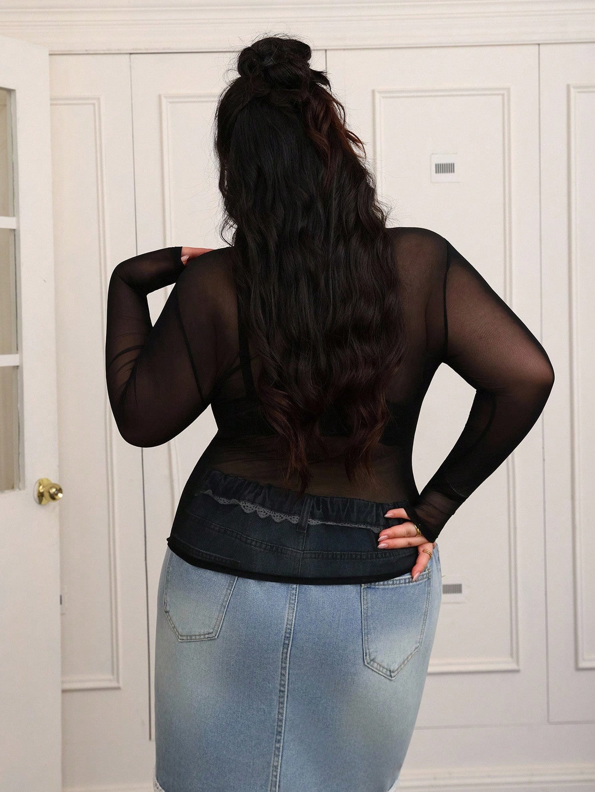 CovetEZ Plus-Size Women's Black Sexy See-Through Lace Top, Suitable For Layering Or Wearing Alone.