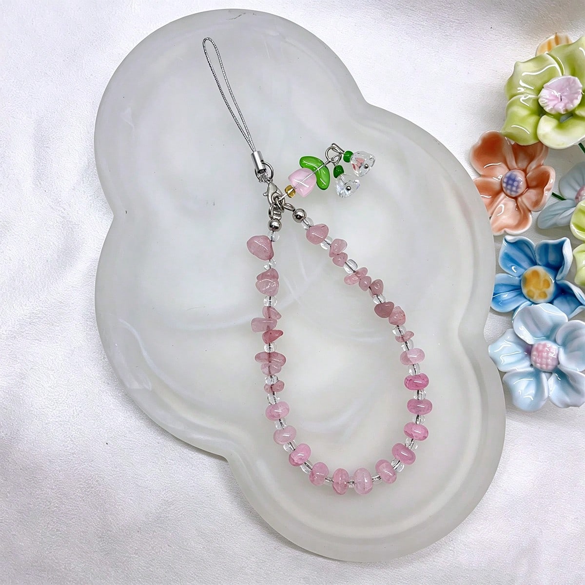 Crystal Crushed Stone Beaded Wind Chime Flower Pendant Phone Lanyard, Purple Pink Crystal Anti-Lost Phone Chain Charm, CCD Camera Wrist Strap, Fashion Versatile Universal Phone Lanyard, Suitable For E