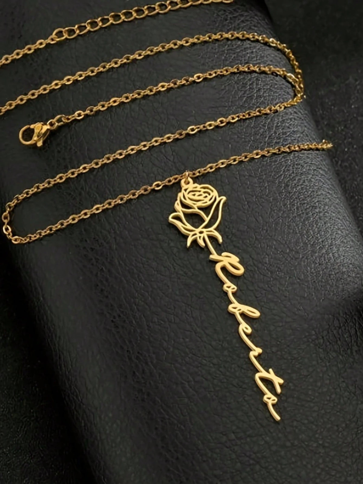 Customized 1pc 18K Gold Plated Stainless Steel Personalized Name Necklace With Rose Pendant- Customized English Font, Ideal For Mother's Day, Valentine's Day, Birthday, Anniversary, Graduation And Ch