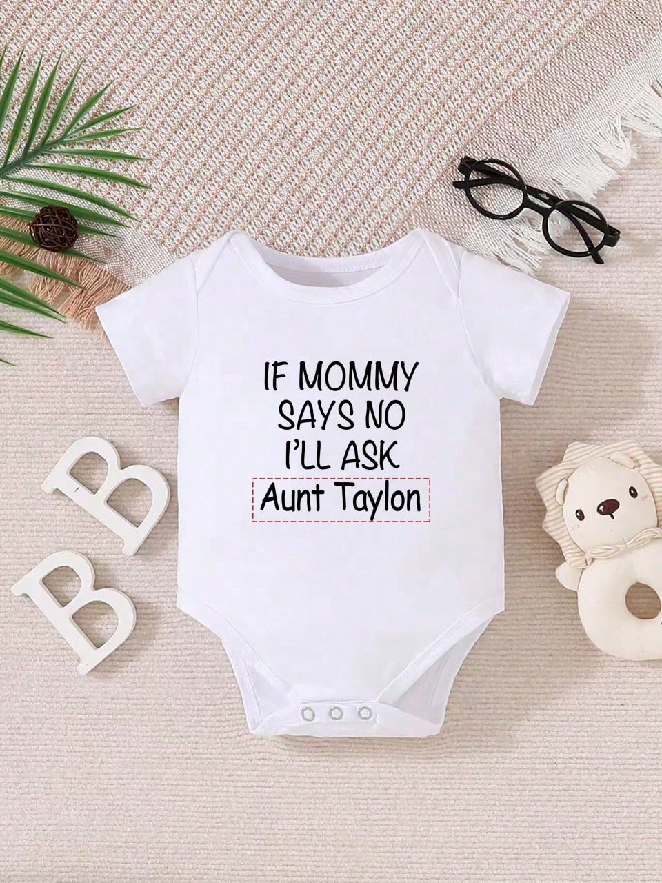 [Customized] Baby Girls Personalized Name Custom Short Sleeve Bodysuit, Cute Casual- White Round Neck Style, Breathable & Comfortable,New Year Glamour,Travel Organizer,Baby Girl Newborn Essentials