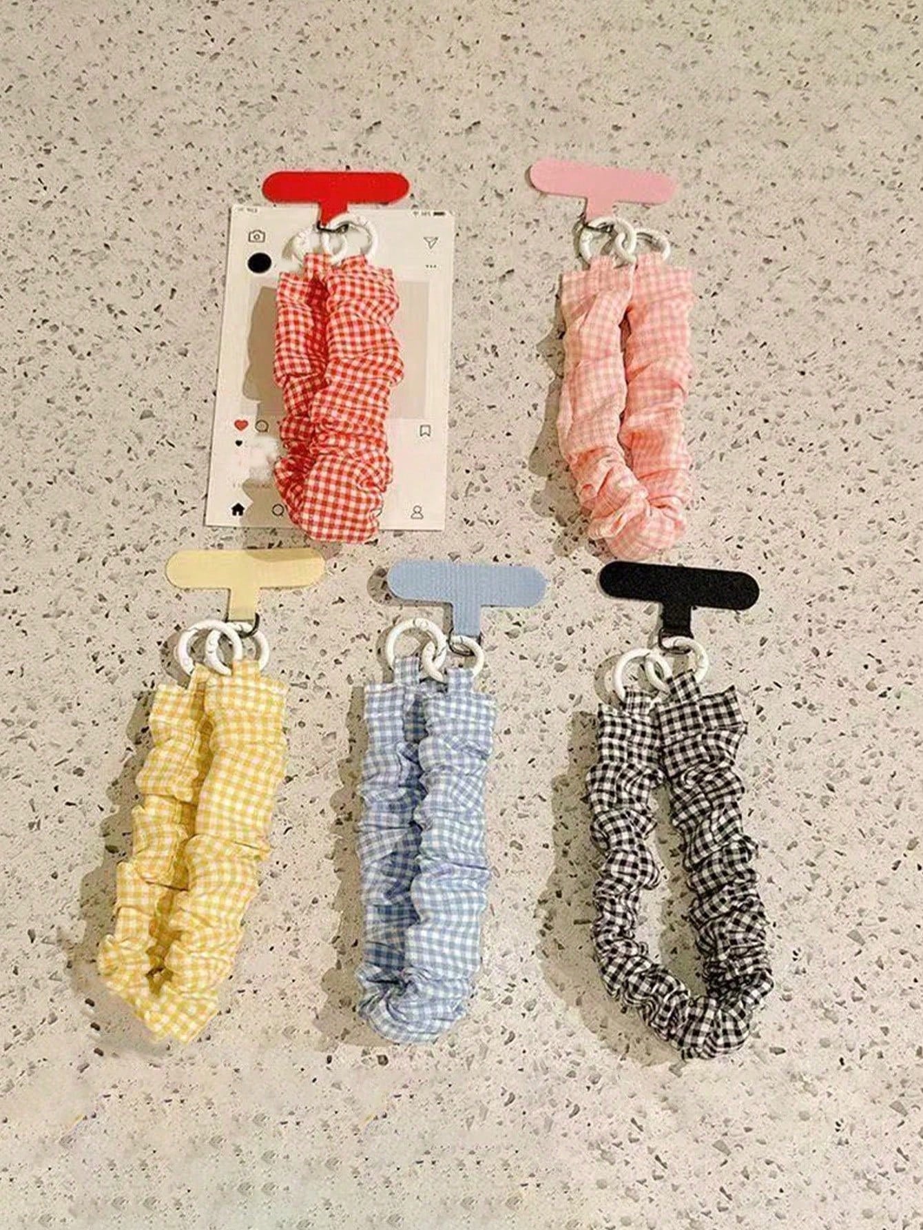 Cute Gingham Checkered Elastic Scrunchie Style Phone Wrist Lanyard, INS Style Phone Lanyard, Elastic Strap, Cute Girl Wrist Strap, Anti-Lost Key Chain Pendant, Compatible With Most Apple And Android S