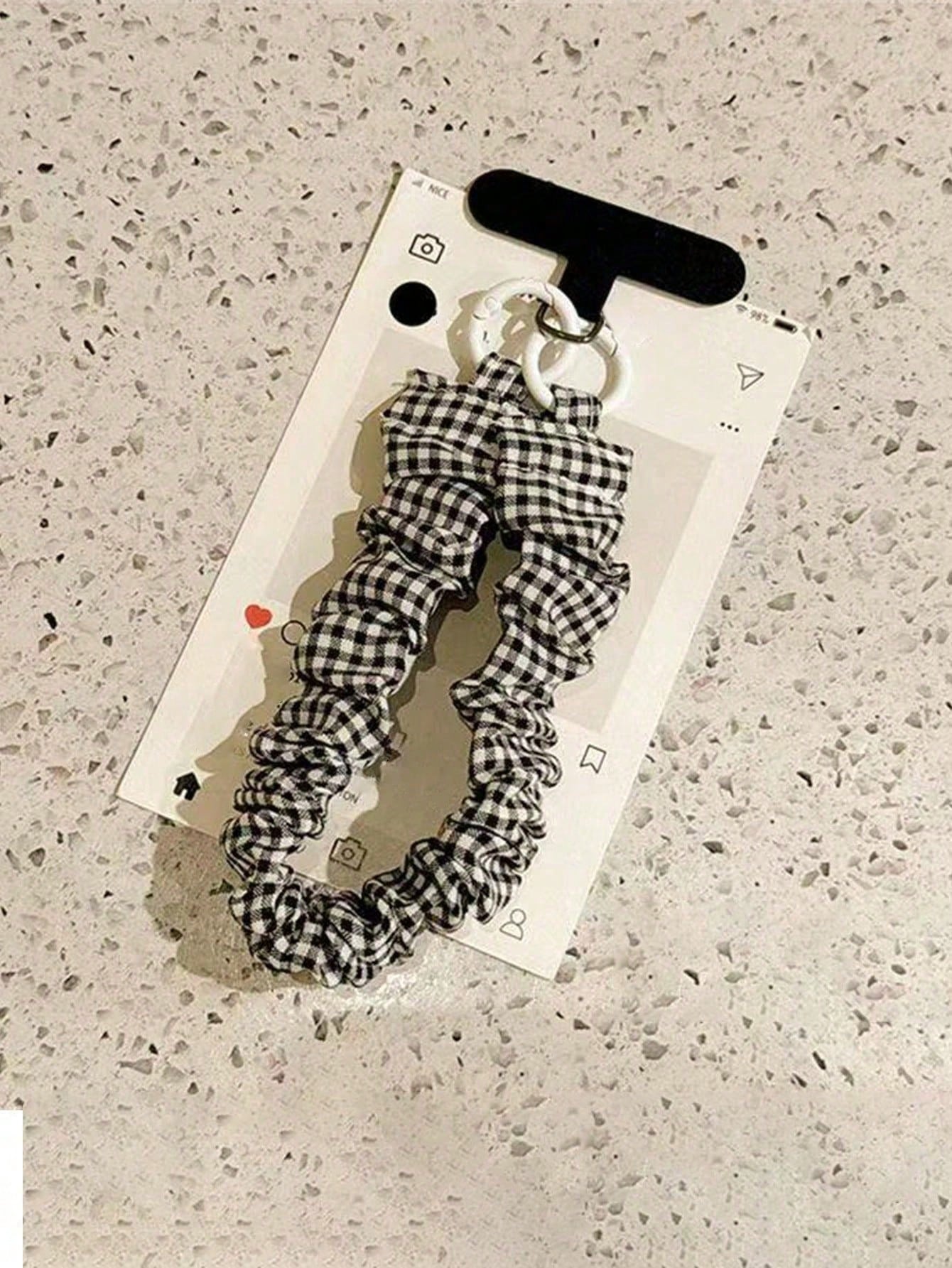 Cute Gingham Checkered Elastic Scrunchie Style Phone Wrist Lanyard, INS Style Phone Lanyard, Elastic Strap, Cute Girl Wrist Strap, Anti-Lost Key Chain Pendant, Compatible With Most Apple And Android S